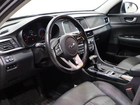Kia Optima IV Рестайлинг с пробегом 2019 года, цена 1 700 000 рублей, 126000 км, седан, Автокод Объявления