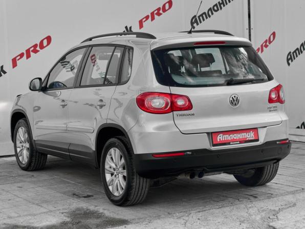 Volkswagen Tiguan I с пробегом 2010 года, цена 1 080 000 рублей, 168439 км, внедорожник, Автокод Объявления