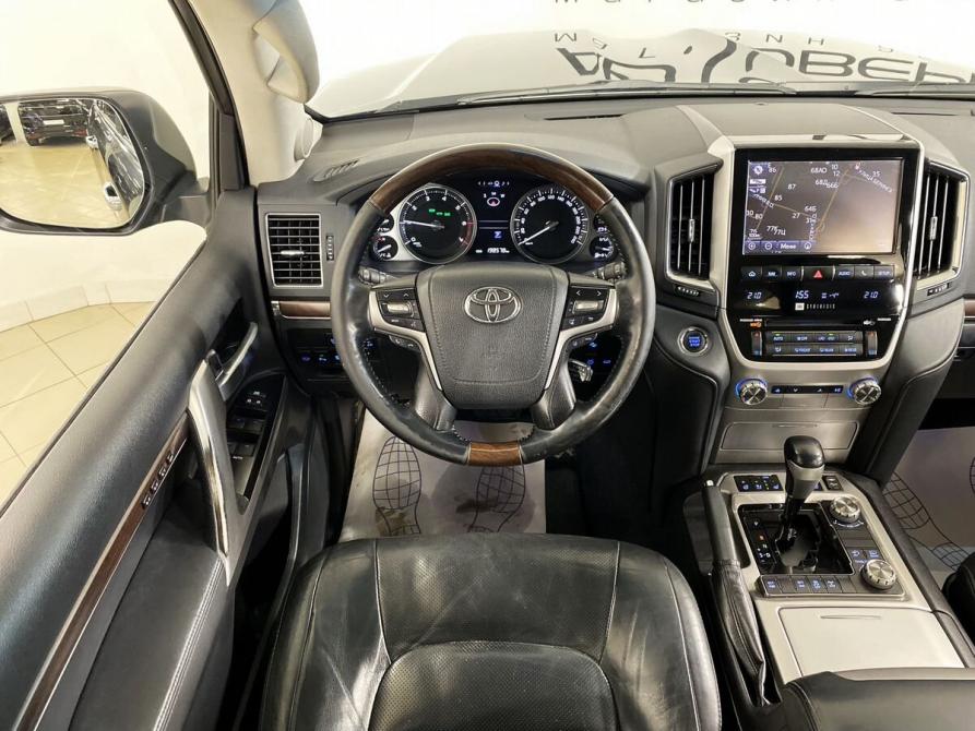 Toyota Land Cruiser 200 Series Рестайлинг 2 Санкт-Петербург  - изображение 8