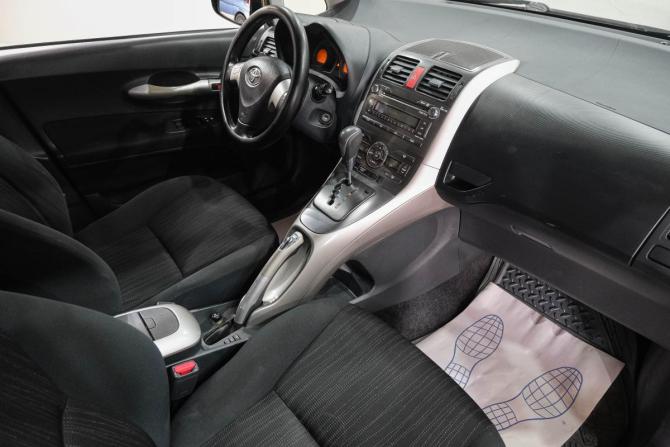 Toyota Auris I с пробегом 2007 года, цена 749 000 рублей, 180000 км, хэтчбек, Автокод Объявления
