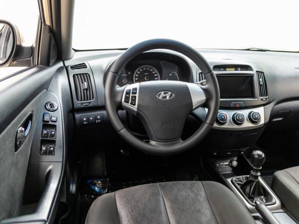 Hyundai Elantra IV (HD) с пробегом 2010 года, цена 638 000 рублей, 185205 км, седан, Автокод Объявления