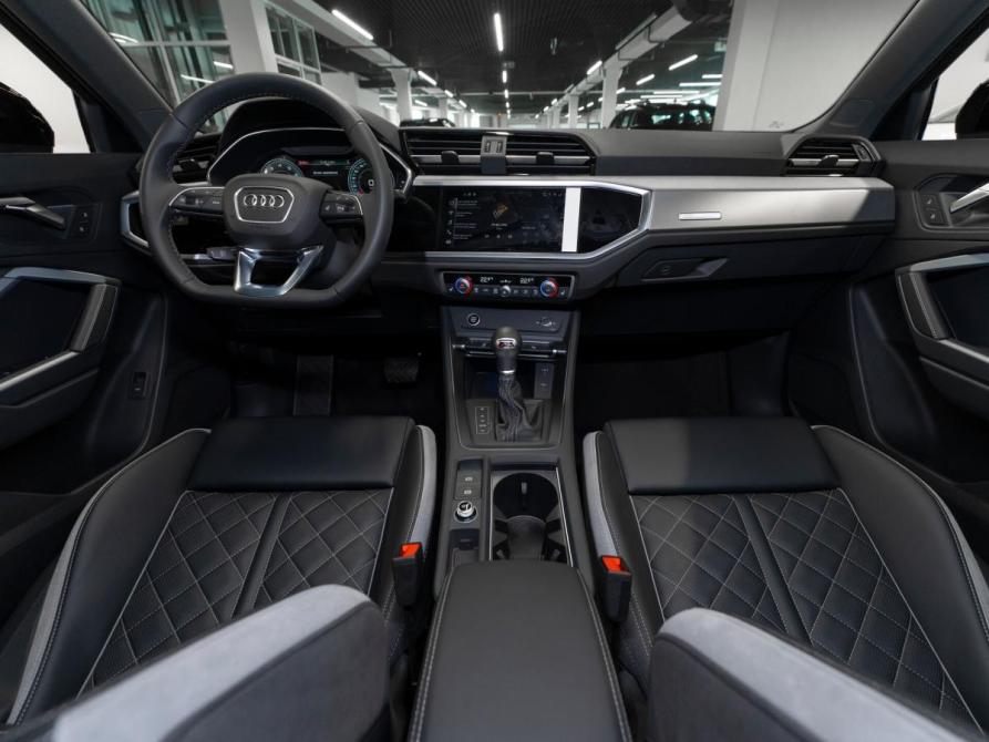 Audi Q3 II (F3) Москва  - изображение 8