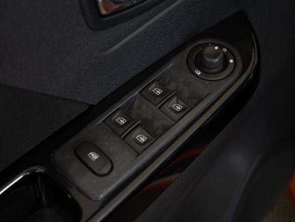 Renault Kaptur I с пробегом 2016 года, цена 1 049 000 рублей, 230091 км, внедорожник, Автокод Объявления