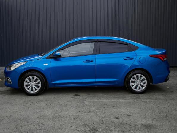Hyundai Solaris II с пробегом 2017 года, цена 800 000 рублей, 233659 км, седан, Автокод Объявления
