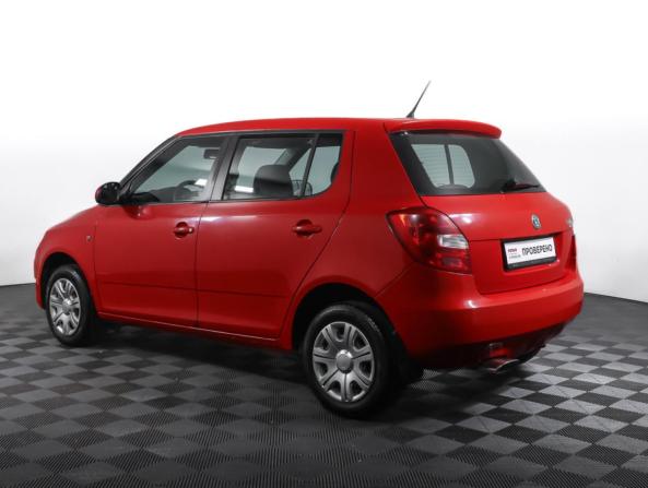 Skoda Fabia II Рестайлинг с пробегом 2011 года, цена 741 000 рублей, 140000 км, хэтчбек, Автокод Объявления