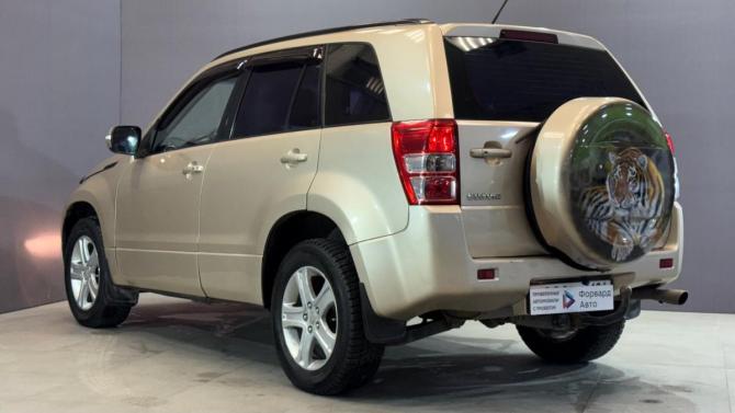 Suzuki Grand Vitara II Рестайлинг с пробегом 2010 года, цена 1 100 000 рублей, 153000 км, внедорожник, Автокод Объявления