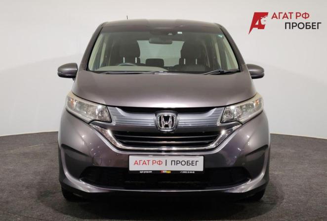 Honda Freed II с пробегом 2018 года, цена 1 780 000 рублей, 87806 км, компактвэн, Автокод Объявления
