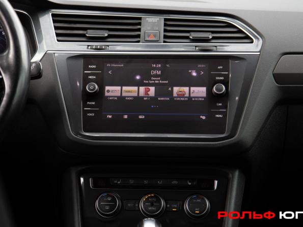Volkswagen Tiguan II с пробегом 2018 года, цена 2 448 000 рублей, 145280 км, внедорожник, Автокод Объявления