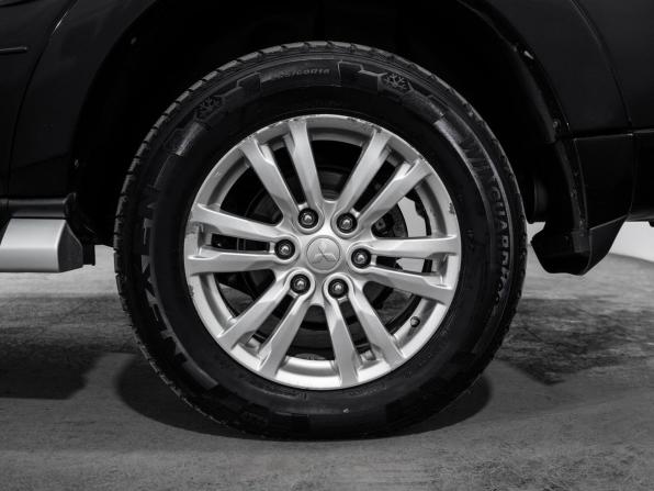 Mitsubishi Pajero IV Рестайлинг 1 с пробегом 2012 года, цена 2 199 500 рублей, 238298 км, внедорожник, Автокод Объявления