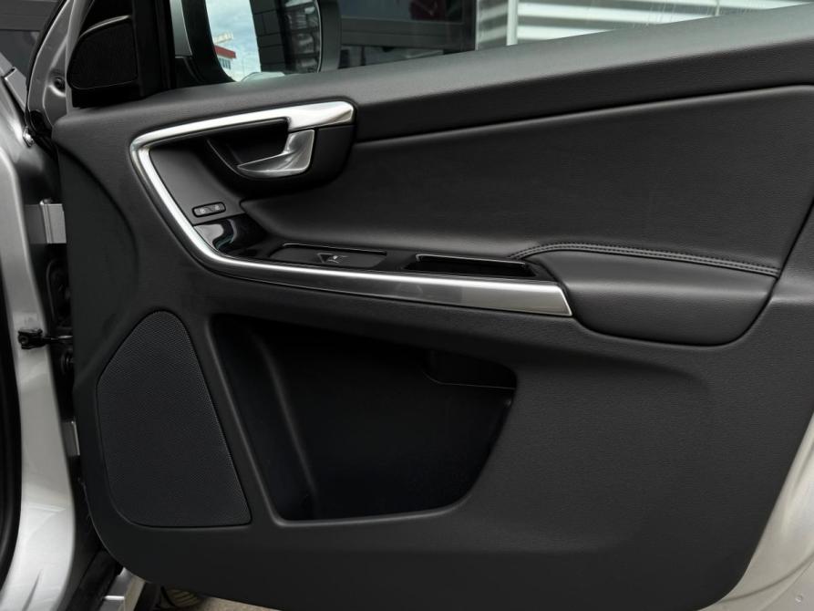 Volvo XC60 I Рестайлинг Иркутск  - изображение 26