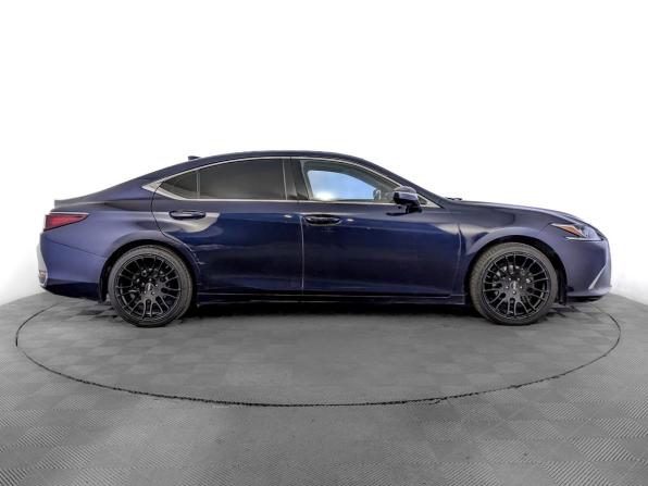 Lexus ES VII с пробегом 2019 года, цена 3 100 000 рублей, 155705 км, седан, Автокод Объявления