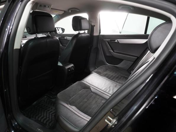 Volkswagen Passat B7 с пробегом 2012 года, цена 999 000 рублей, 182765 км, седан, Автокод Объявления