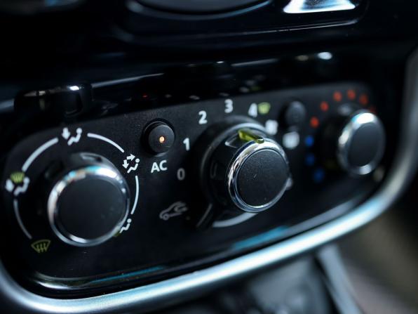 Renault Duster I с пробегом 2012 года, цена 909 000 рублей, 180000 км, внедорожник, Автокод Объявления