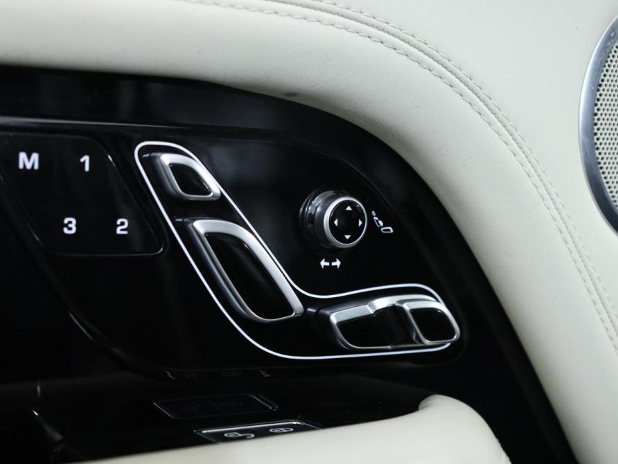 Land Rover Range Rover IV Рестайлинг Санкт-Петербург  - изображение 19