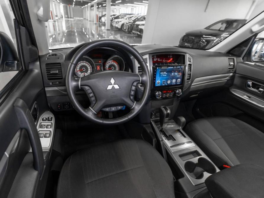 Mitsubishi Pajero IV Рестайлинг 2 Москва  - изображение 7