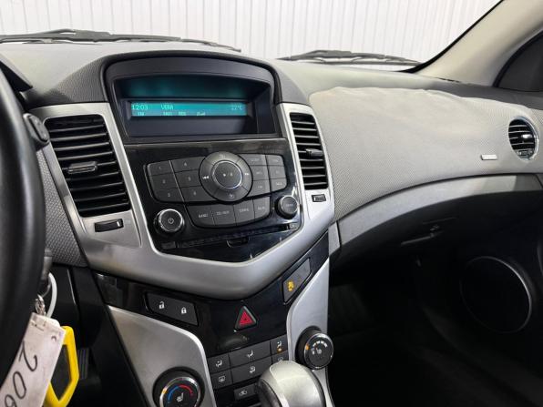 Chevrolet Cruze I с пробегом 2012 года, цена 827 000 рублей, 98376 км, хэтчбек, Автокод Объявления