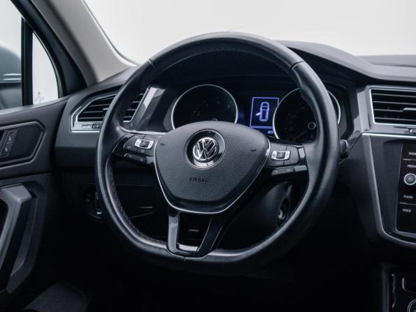 Volkswagen Tiguan II с пробегом 2019 года, цена 2 145 000 рублей, 140763 км, внедорожник, Автокод Объявления