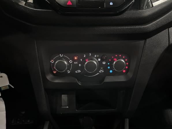 Lada (ВАЗ) XRAY I с пробегом 2019 года, цена 1 025 000 рублей, 131054 км, хэтчбек, Автокод Объявления