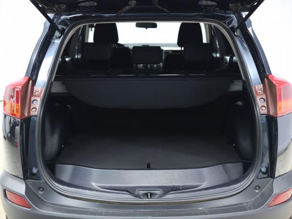 Toyota RAV4 IV (XA40) с пробегом 2015 года, цена 2 090 000 рублей, 93266 км, внедорожник, Автокод Объявления