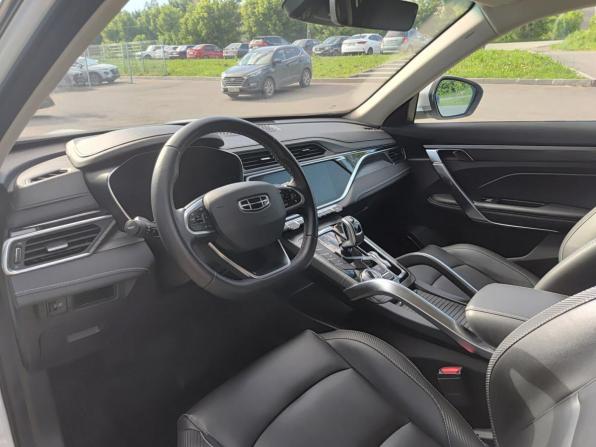Geely Atlas Pro с пробегом 2024 года, цена 2 340 000 рублей, 40459 км, внедорожник, Автокод Объявления