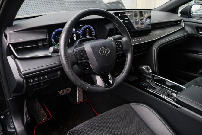 Toyota Camry IX (XV80) China Market с пробегом 2024 года, цена 3 799 000 рублей, 17213 км, седан, Автокод Объявления