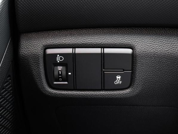 Hyundai Creta I с пробегом 2018 года, цена 1 470 000 рублей, 100011 км, внедорожник, Автокод Объявления