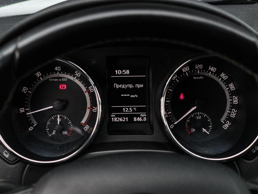 Skoda Yeti I Рестайлинг Москва  - изображение 13