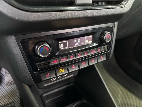 Volkswagen Polo VI с пробегом 2021 года, цена 1 439 000 рублей, 162030 км, лифтбек, Автокод Объявления