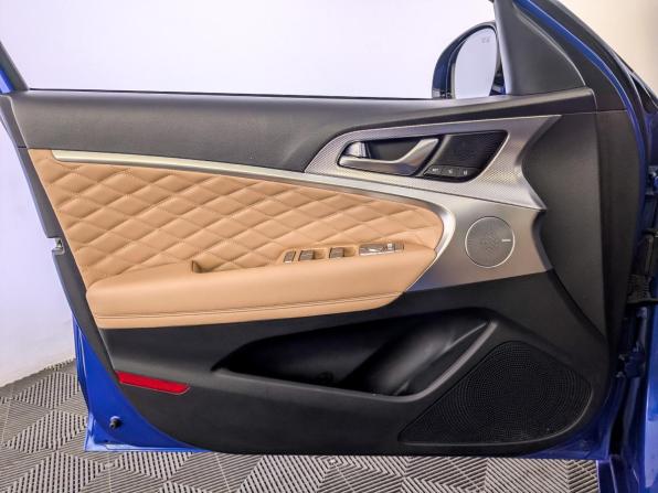 Genesis G70 I Рестайлинг с пробегом 2022 года, цена 2 999 000 рублей, 97799 км, седан, Автокод Объявления