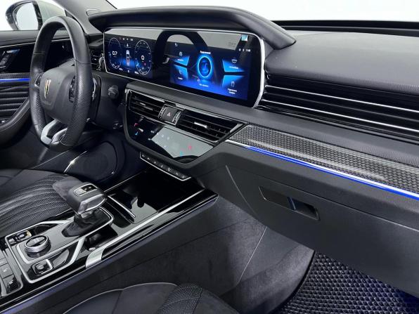 Hongqi HS5 I с пробегом 2023 года, цена 2 555 000 рублей, 17340 км, внедорожник, Автокод Объявления