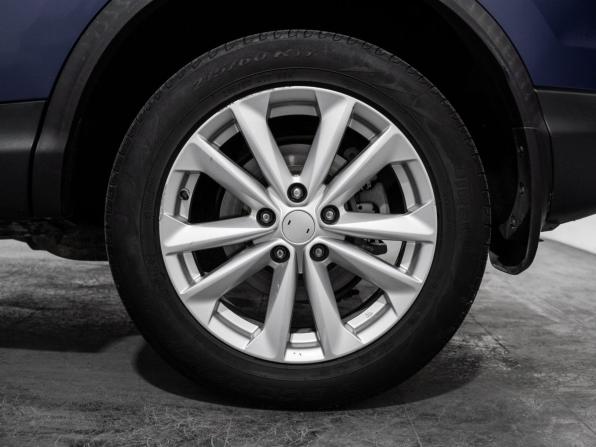 Nissan Qashqai II с пробегом 2015 года, цена 1 468 500 рублей, 126346 км, внедорожник, Автокод Объявления