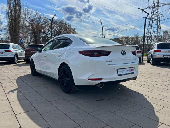Mazda 3 IV (BP) с пробегом 2019 года, цена 1 850 000 рублей, 103616 км, хэтчбек, Автокод Объявления