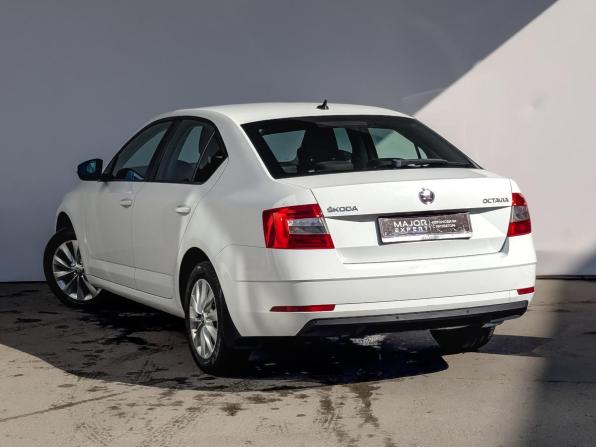 Skoda Octavia III (A7) Рестайлинг с пробегом 2019 года, цена 1 690 000 рублей, 138198 км, лифтбек, Автокод Объявления