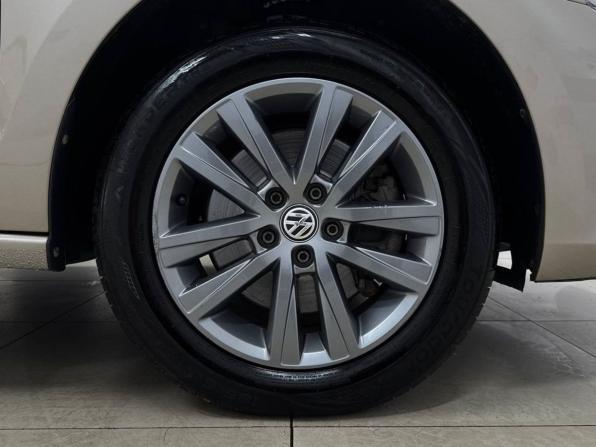Volkswagen Polo V Рестайлинг с пробегом 2019 года, цена 1 190 000 рублей, 169096 км, седан, Автокод Объявления