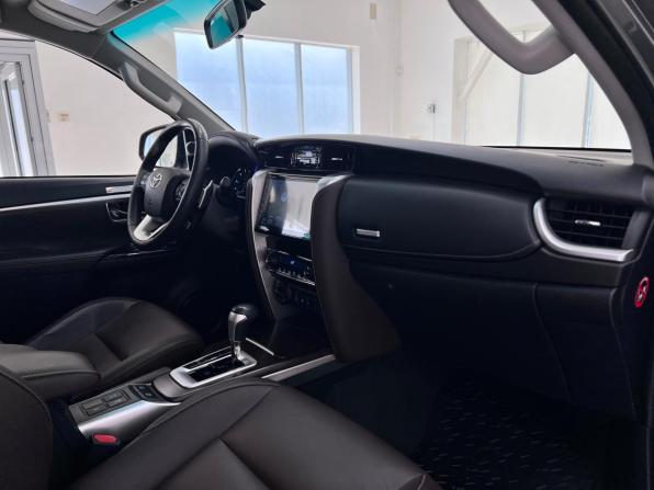 Toyota Fortuner II с пробегом 2019 года, цена 3 990 000 рублей, 76110 км, внедорожник, Автокод Объявления