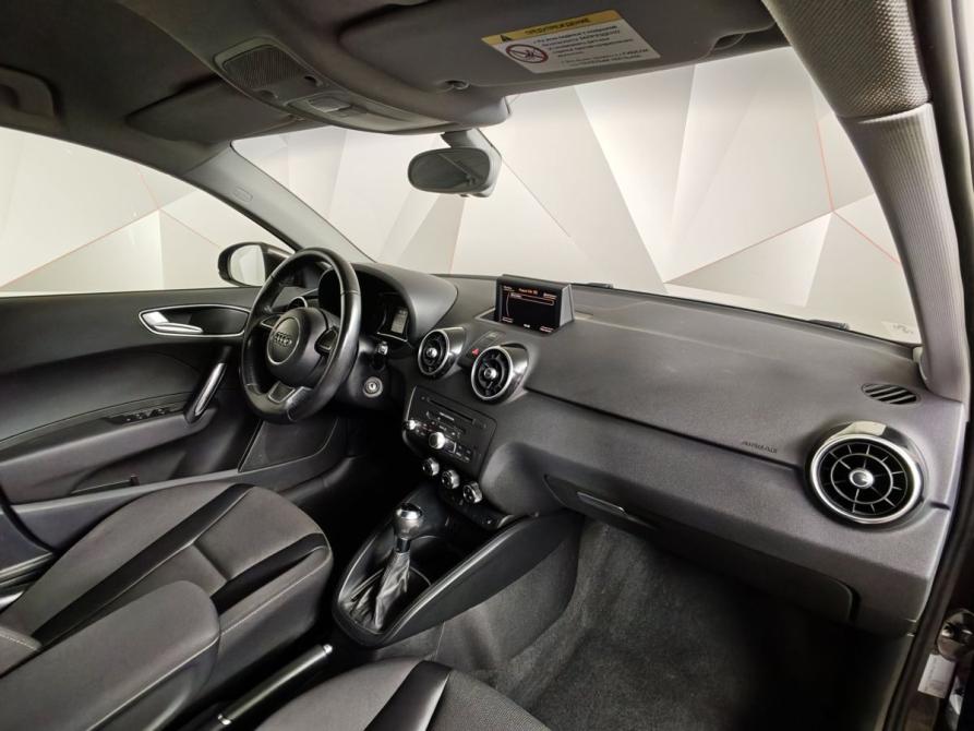 Audi A1 I (8X) Москва  - изображение 12