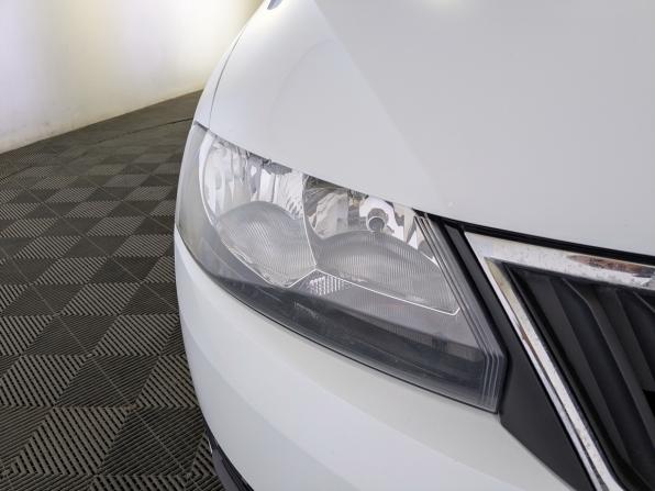 Skoda Rapid I Рестайлинг с пробегом 2019 года, цена 890 000 рублей, 202012 км, лифтбек, Автокод Объявления