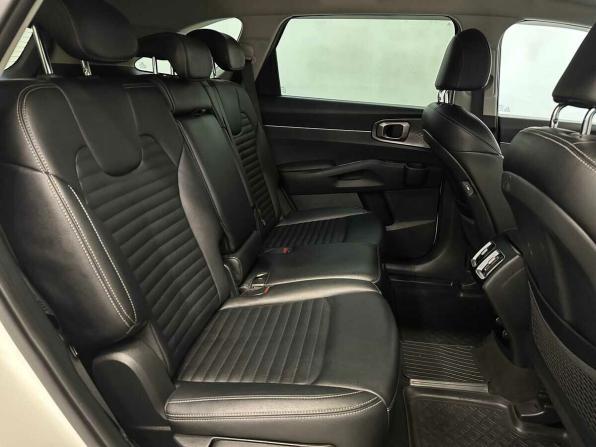 Kia Sorento IV с пробегом 2021 года, цена 2 375 000 рублей, 184641 км, внедорожник, Автокод Объявления