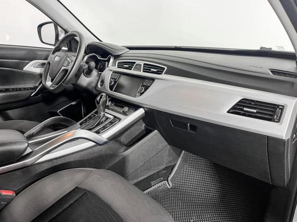 Geely Atlas I с пробегом 2018 года, цена 1 349 000 рублей, 145880 км, внедорожник, Автокод Объявления