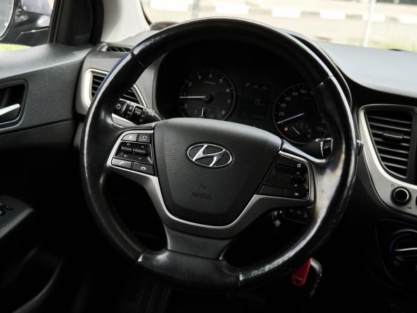 Hyundai Solaris II с пробегом 2018 года, цена 1 273 000 рублей, 152544 км, седан, Автокод Объявления