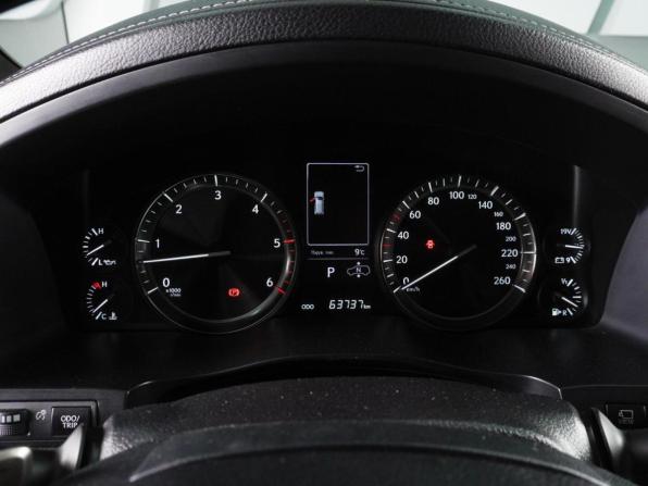 Lexus LX III Рестайлинг 2 с пробегом 2018 года, цена 9 860 000 рублей, 63737 км, внедорожник, Автокод Объявления