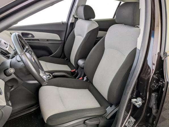 Chevrolet Cruze I Рестайлинг с пробегом 2015 года, цена 1 450 000 рублей, 34638 км, хэтчбек, Автокод Объявления