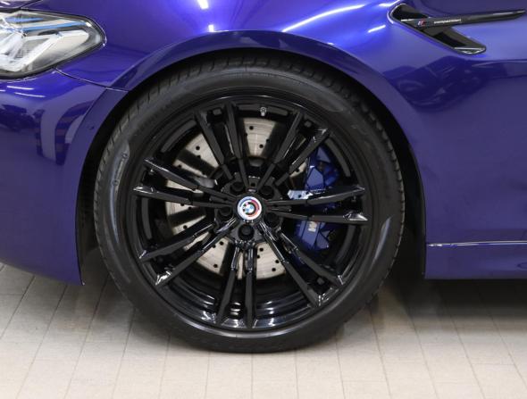 BMW M5 VI (F90) Рестайлинг с пробегом 2022 года, цена 13 490 000 рублей, 17224 км, седан, Автокод Объявления