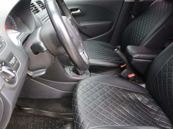 Volkswagen Polo V с пробегом 2014 года, цена 630 000 рублей, 143849 км, седан, Автокод Объявления