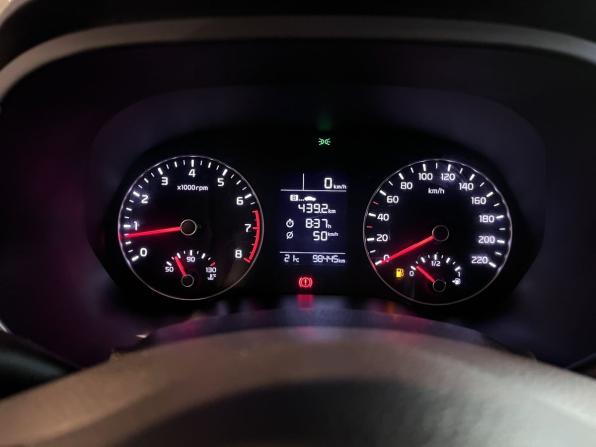 Kia Rio IV Рестайлинг с пробегом 2021 года, цена 1 655 000 рублей, 98445 км, седан, Автокод Объявления