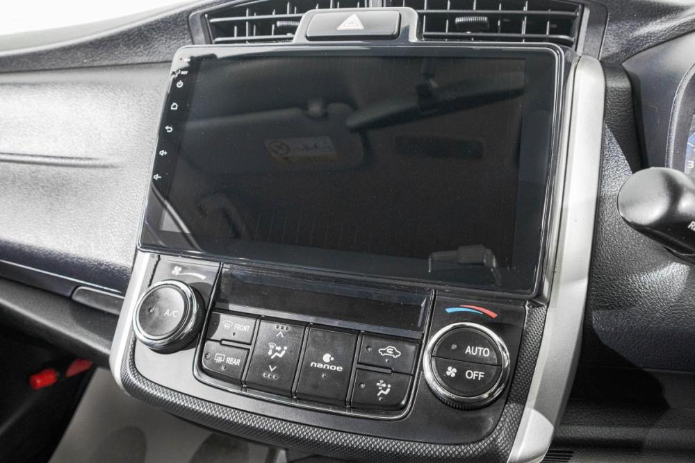 Toyota Corolla XI (E160 E170) Рестайлинг 2 Барнаул  - изображение 18