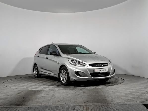 Hyundai Solaris I с пробегом 2014 года, цена 675 000 рублей, 141566 км, хэтчбек, Автокод Объявления