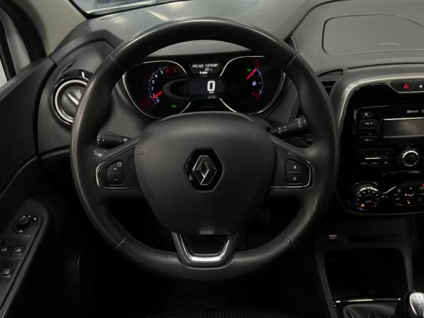 Renault Kaptur I с пробегом 2017 года, цена 1 700 000 рублей, 109000 км, внедорожник, Автокод Объявления