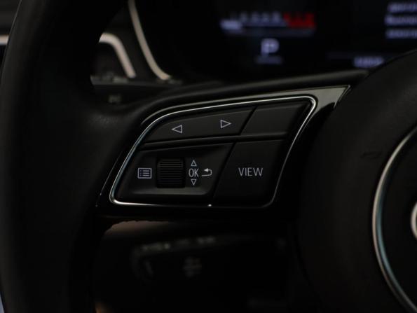 Audi A4 V (B9) Рестайлинг с пробегом 2021 года, цена 2 725 000 рублей, 44807 км, седан, Автокод Объявления