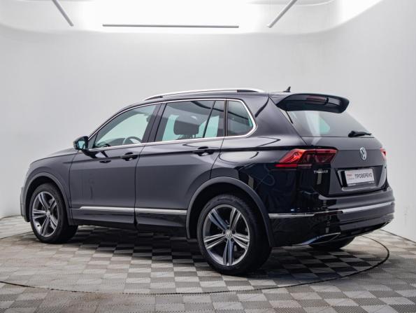 Volkswagen Tiguan II с пробегом 2018 года, цена 3 097 000 рублей, 117102 км, внедорожник, Автокод Объявления